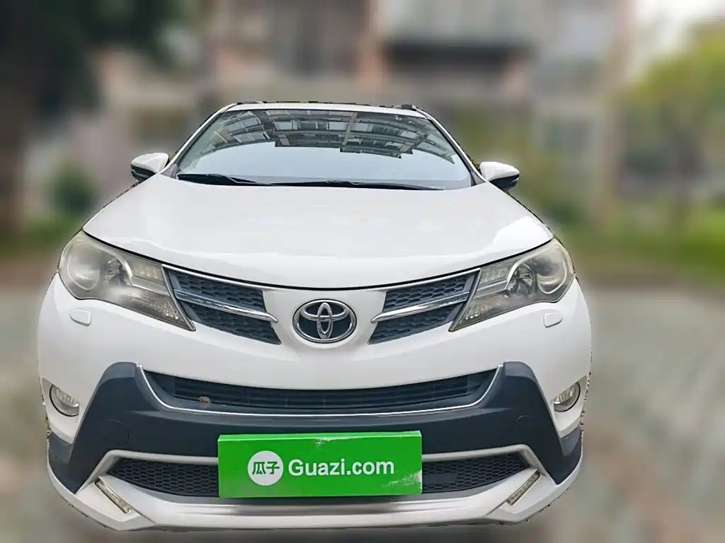 Toyota RAV4 — миниатюра 2