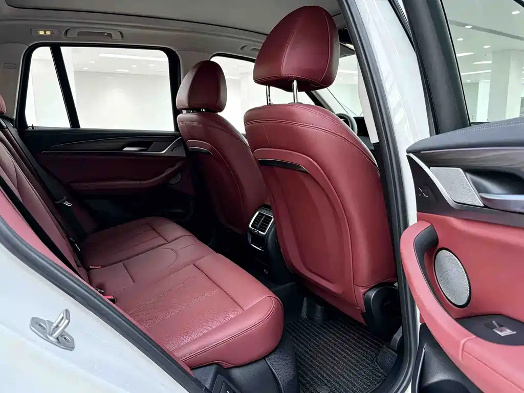 BMW X3 — миниатюра 6