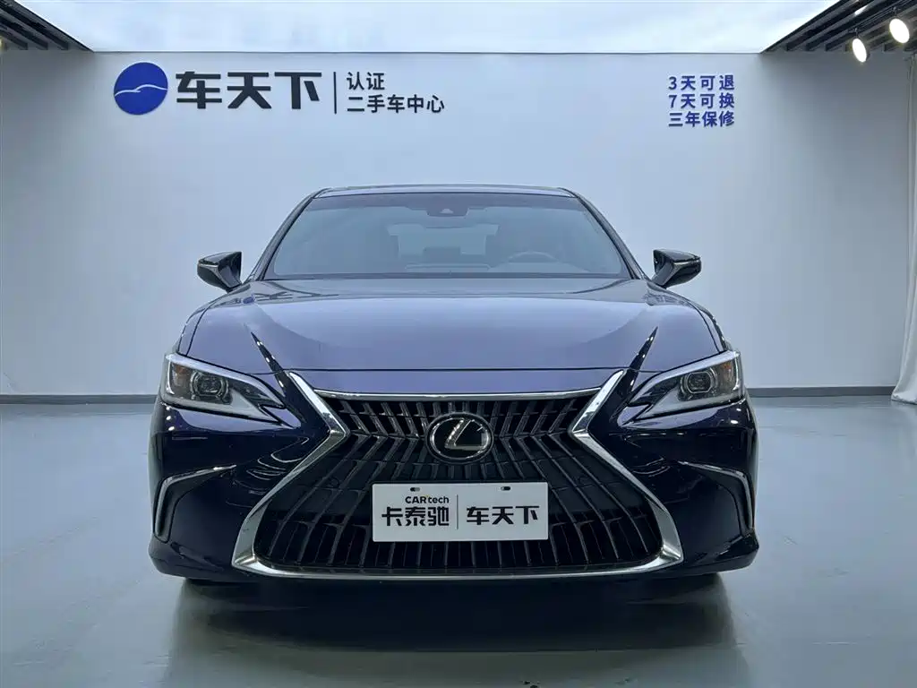 Lexus ES 2021 200