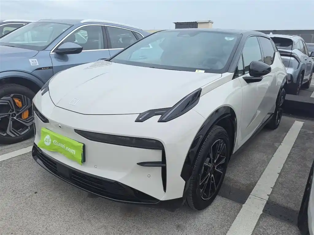 Zeekr X 2024