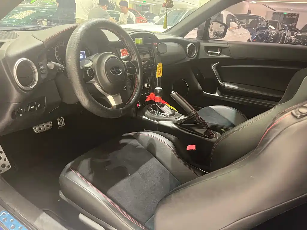 Subaru BRZ — миниатюра 4