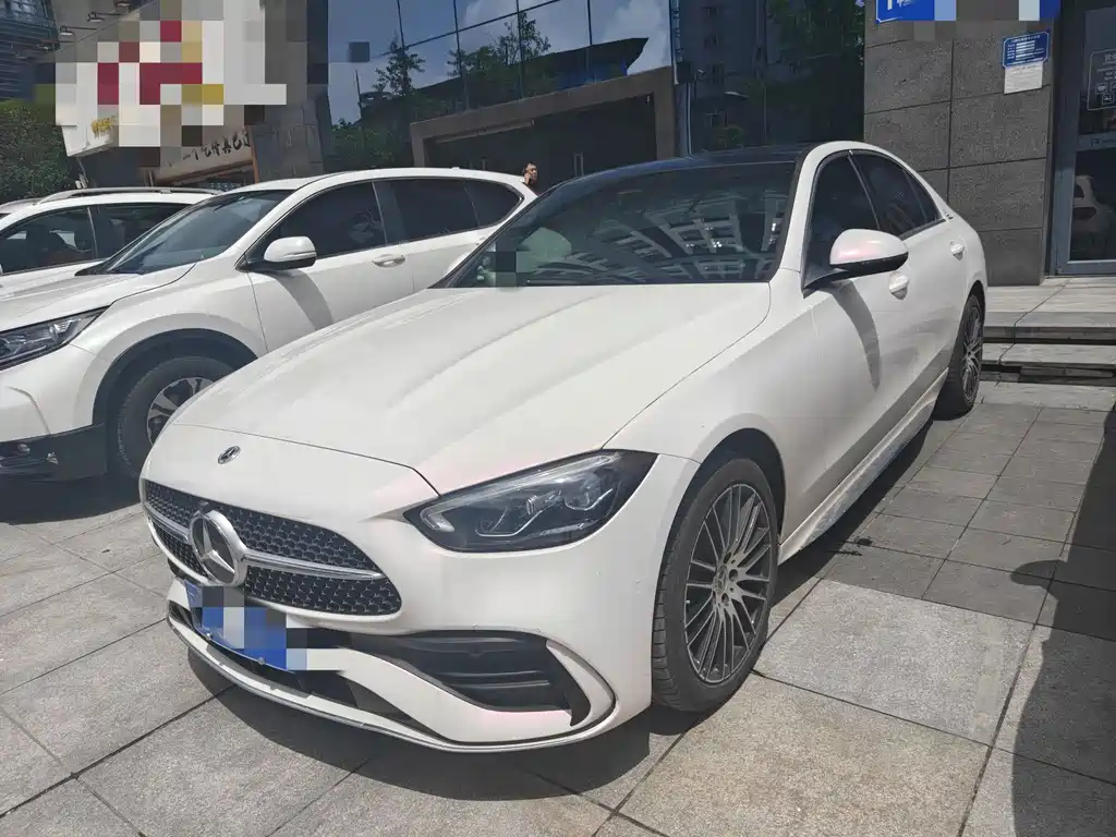 Mercedes-Benz C-Class 2025