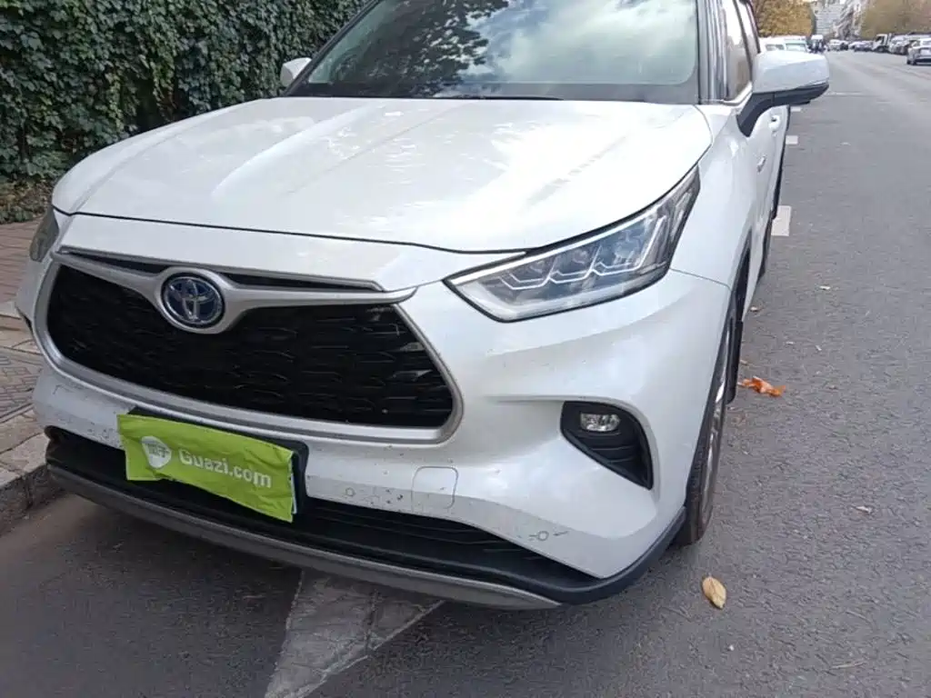Toyota Highlander — миниатюра 24