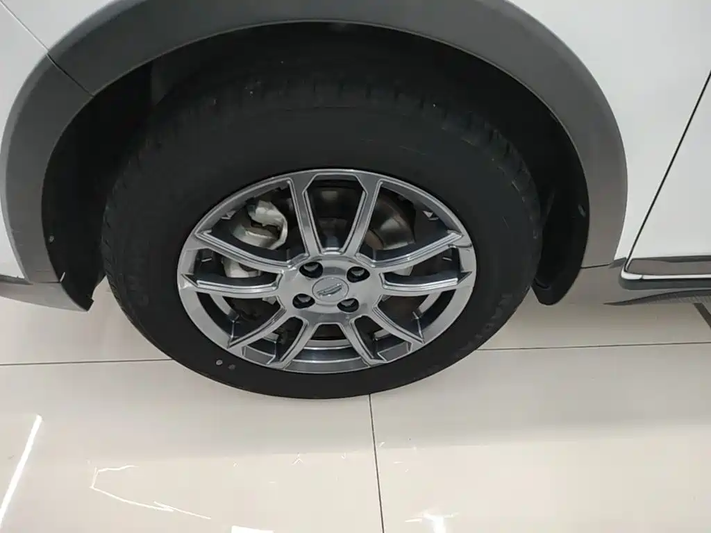 Geely Vision X3 — миниатюра 23