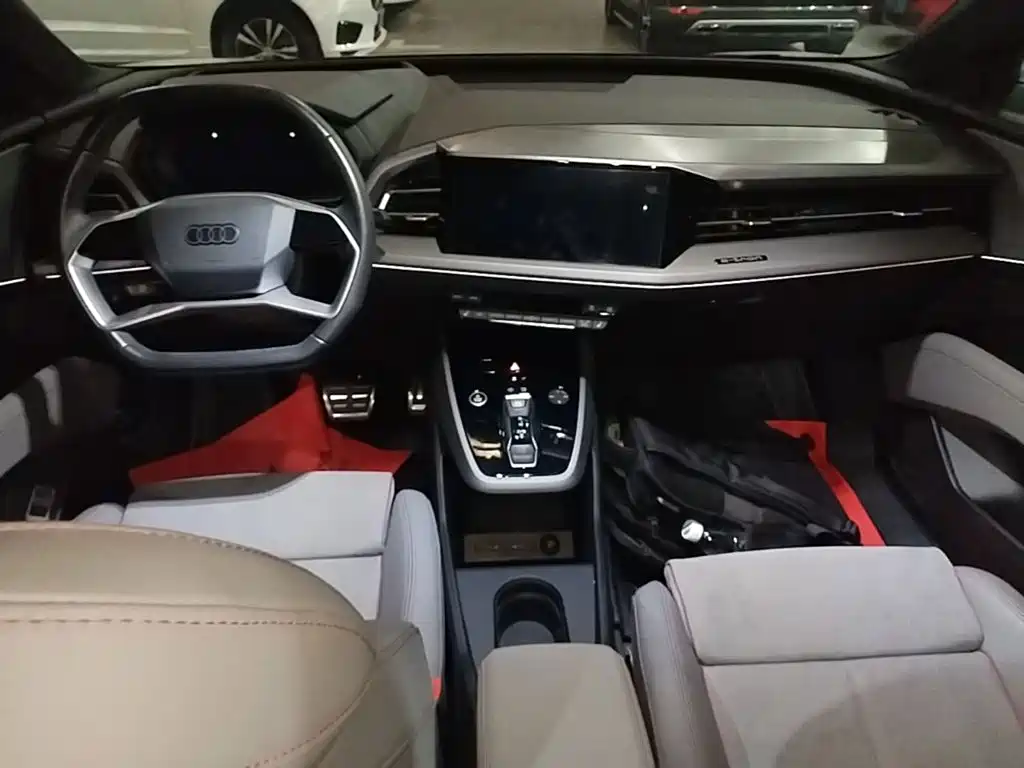 Audi Q5 e-tron — миниатюра 10