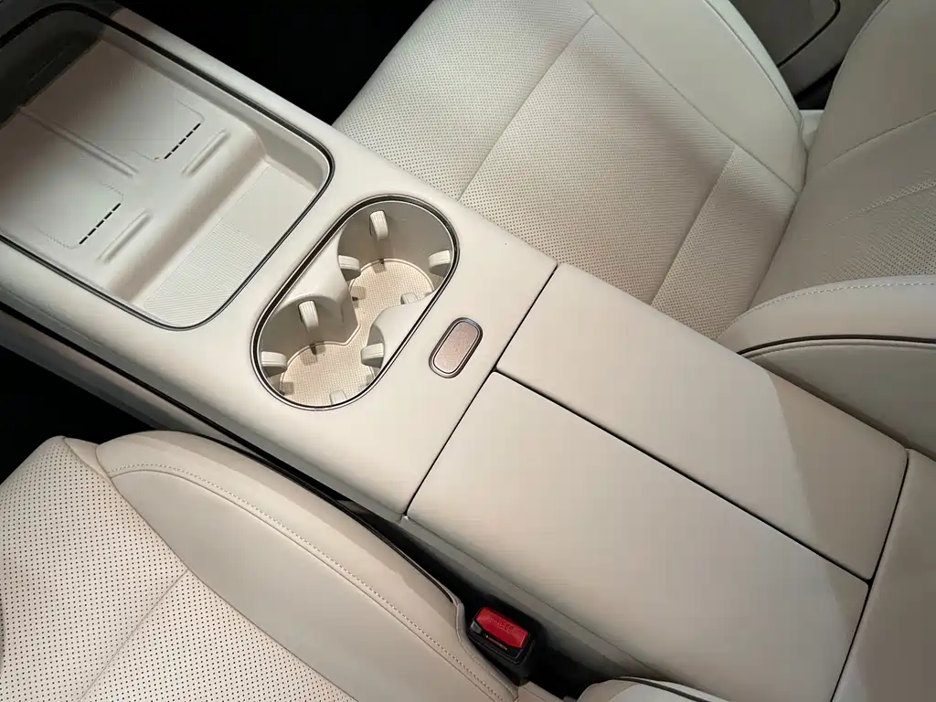 Li Auto Li i6 — миниатюра 16
