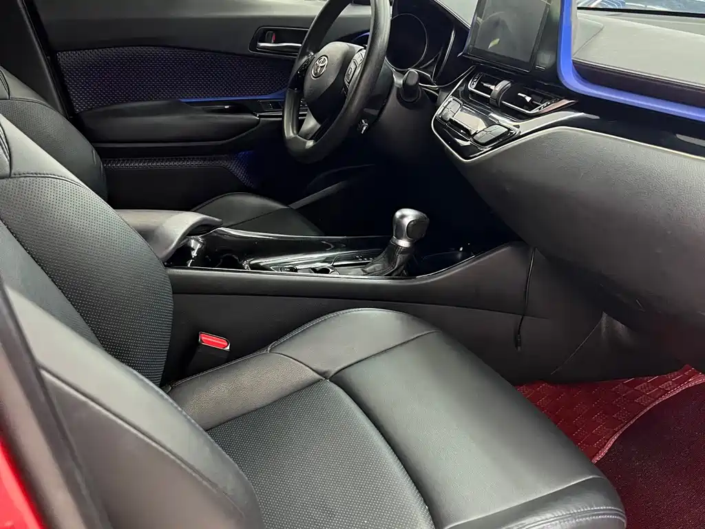 Toyota C-HR 2020 2.0L Lead