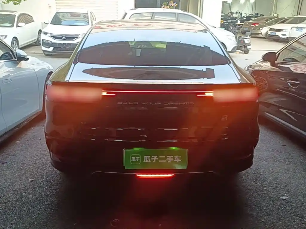 BYD Han — миниатюра 6