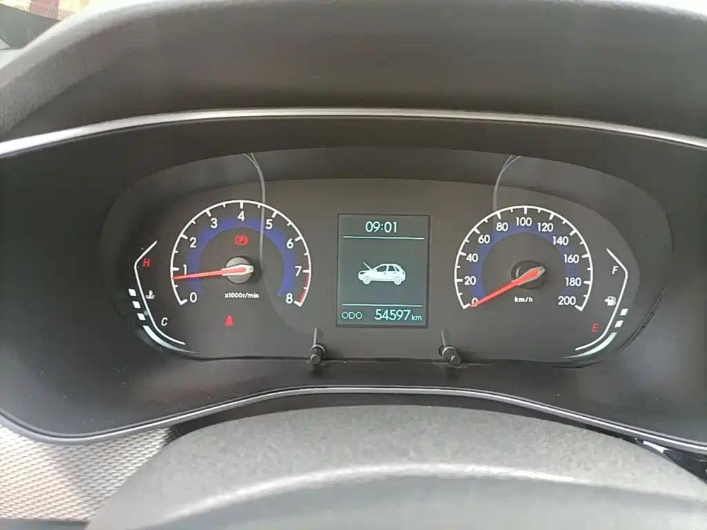 BAIC X3 — миниатюра 12