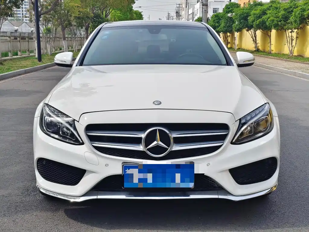 Mercedes-Benz C-Class — миниатюра 3