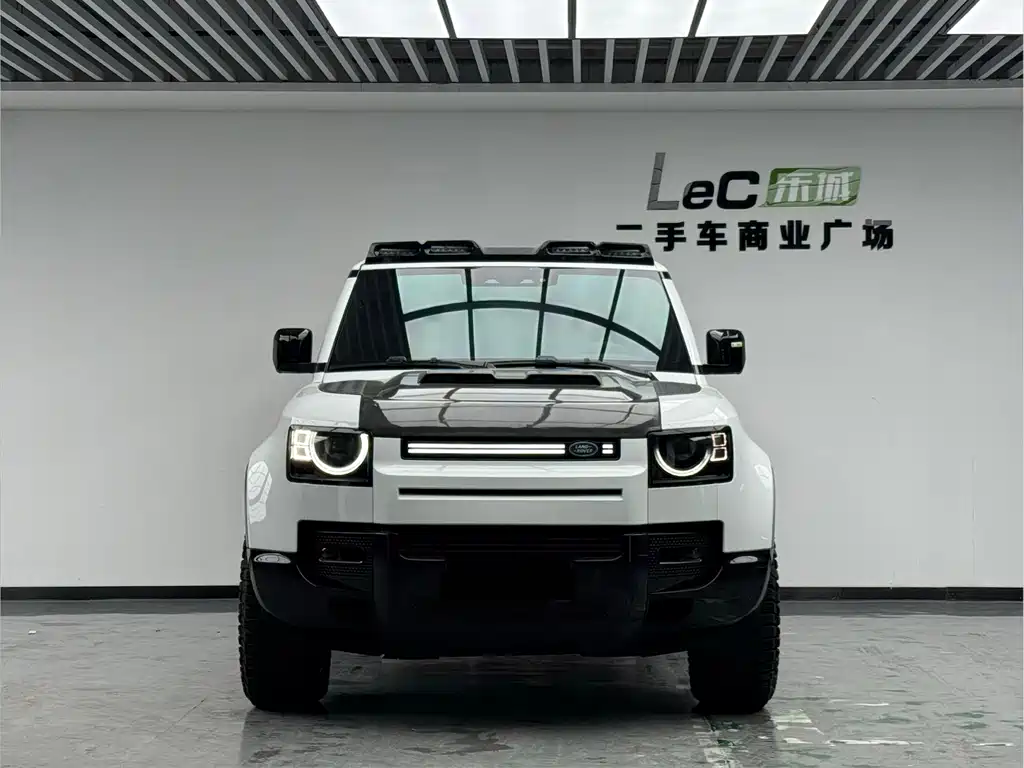 Land Rover Land Rover Defender 2025 110 3.0T P400 X-Dynamic HSE