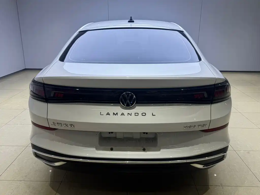 VOLKSWAGEN LINGDU