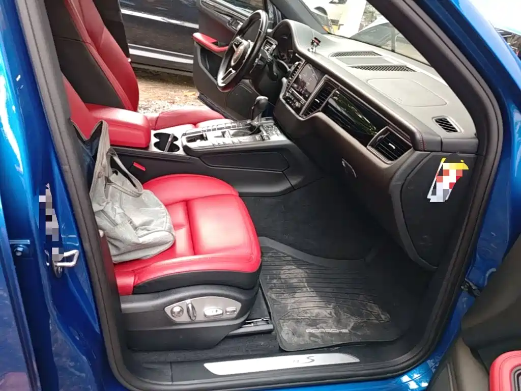 Porsche Macan — миниатюра 9