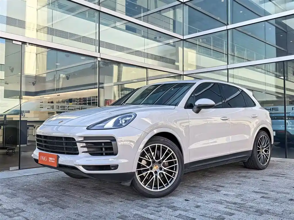 Porsche Cayenne 2022