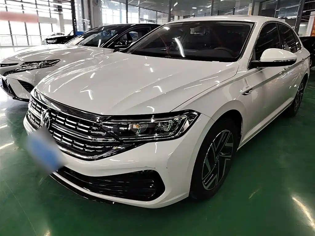 Volkswagen Sagitar 2025