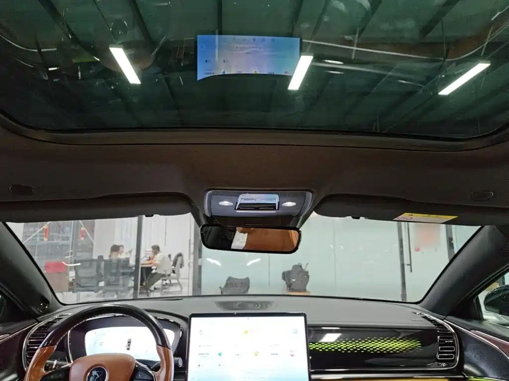 BYD Han — миниатюра 18