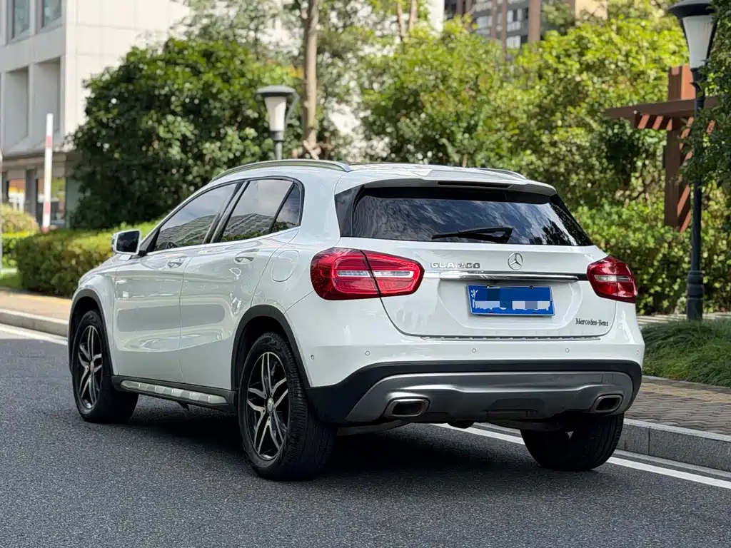 Mercedes-Benz GLA — миниатюра 3