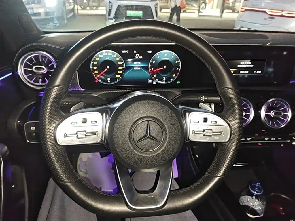 Mercedes-Benz A-Class — миниатюра 11