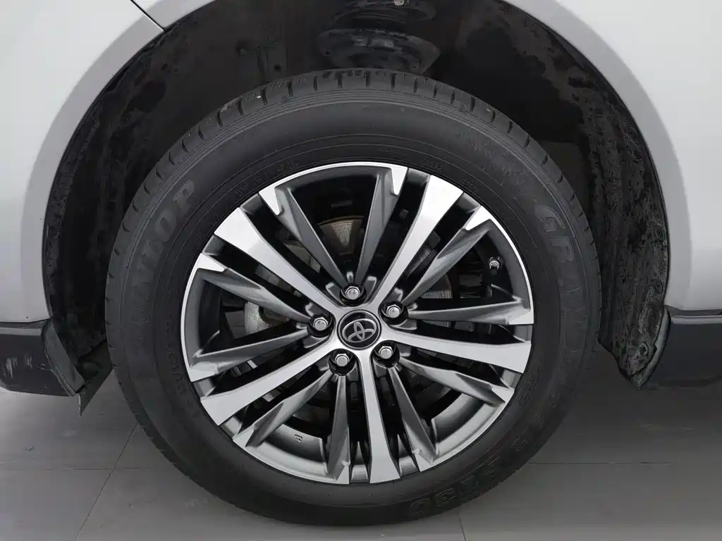 Toyota Venza — миниатюра 17