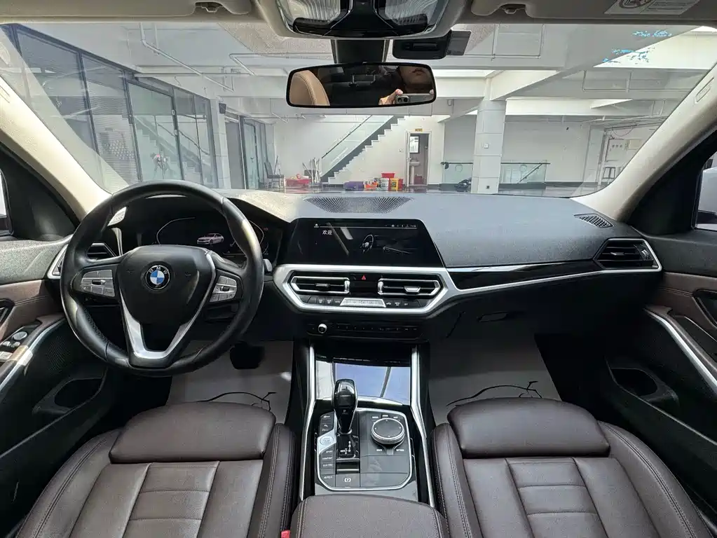 BMW 3 Series — миниатюра 9
