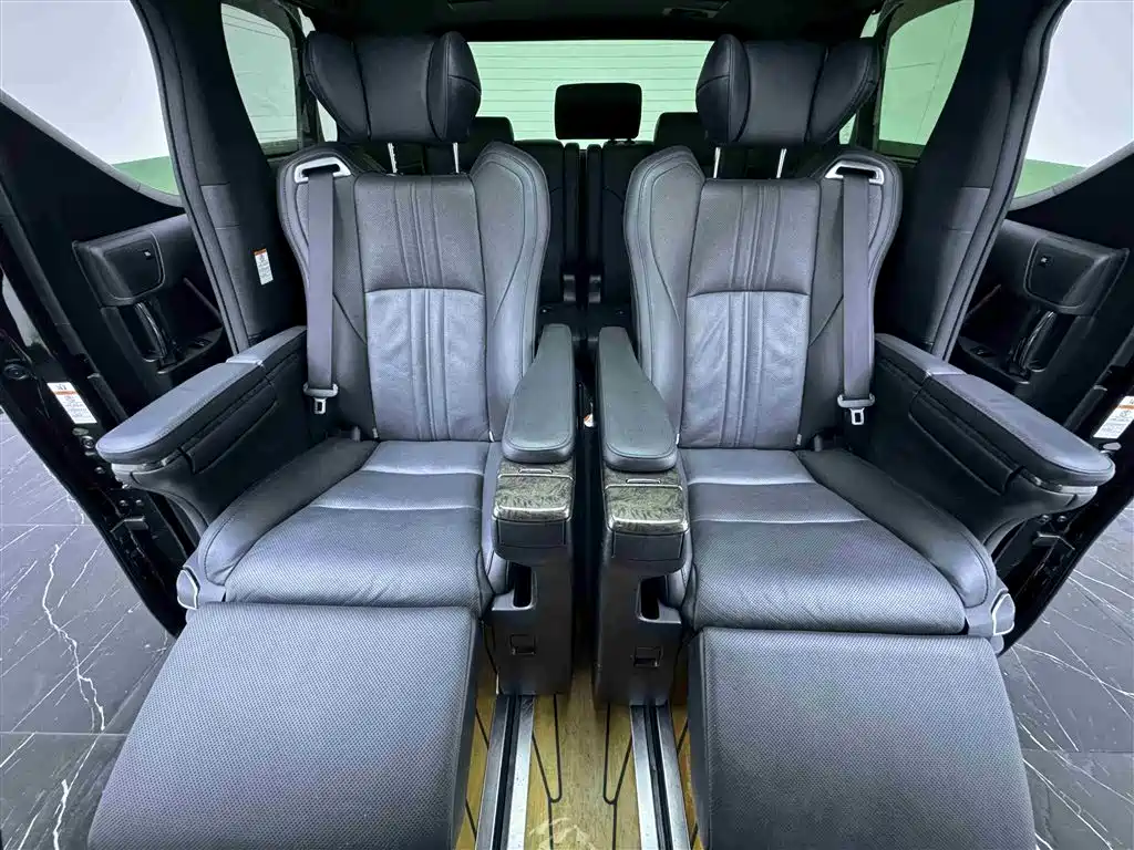 Toyota Alphard — фотографии объявления, Фото 14