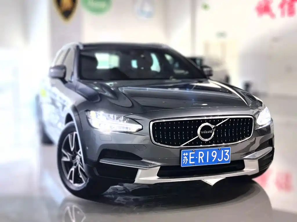 Volvo V90 — миниатюра 3