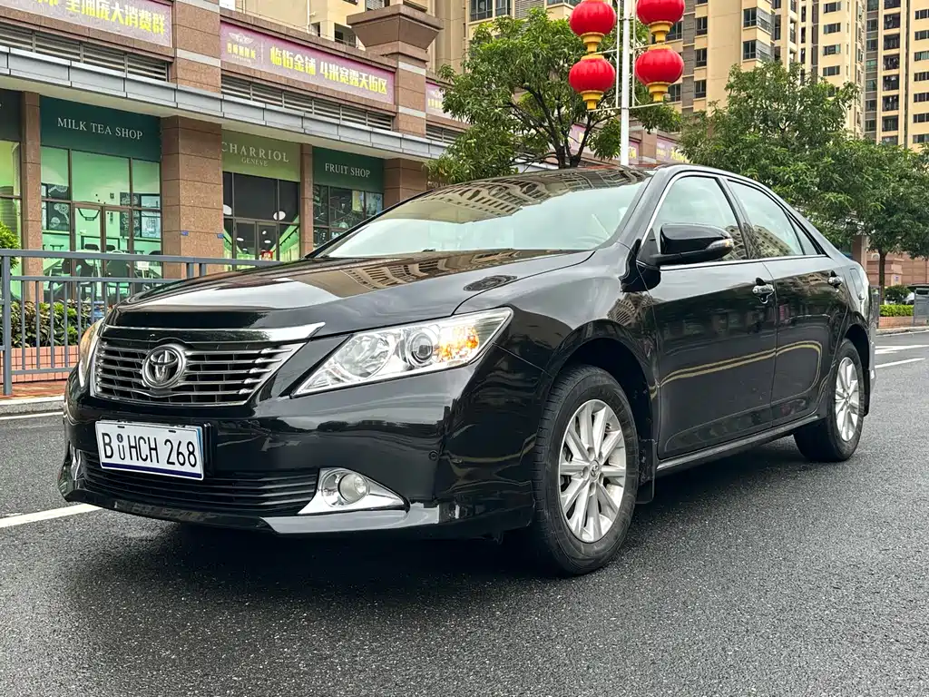 Купить Toyota Camry