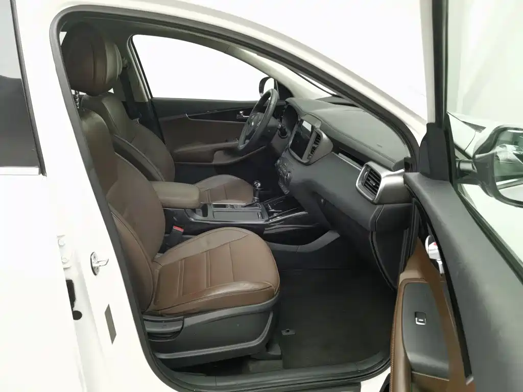 Kia Sorento — миниатюра 23