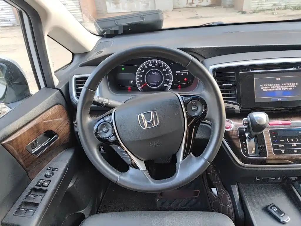 Honda Odyssey — миниатюра 6
