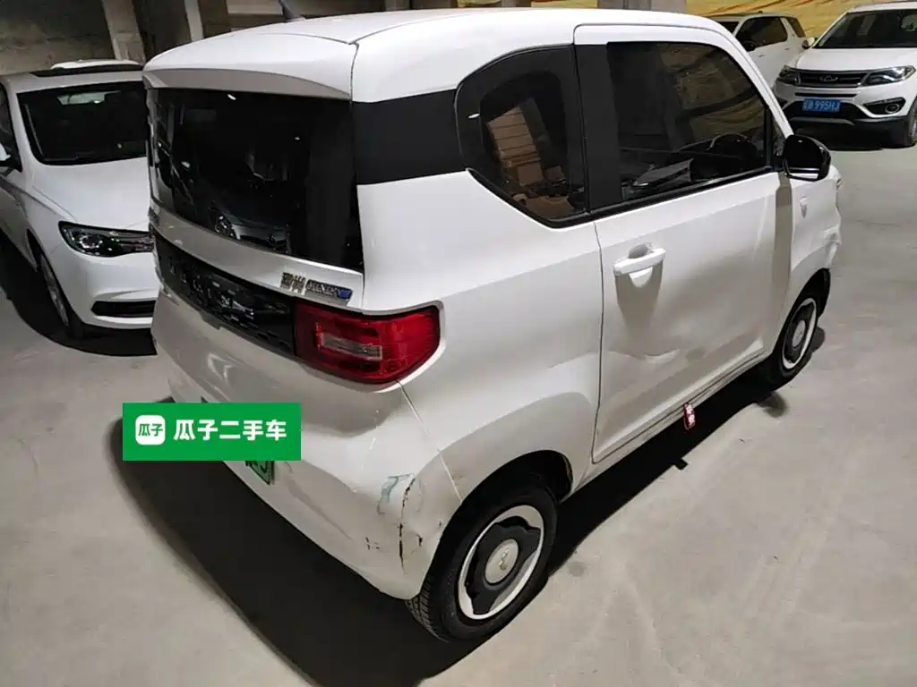 Wuling MINIEV — миниатюра 7
