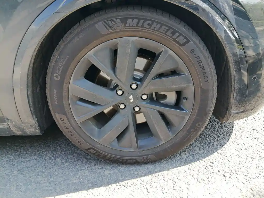 Li Auto Li L8 — миниатюра 8