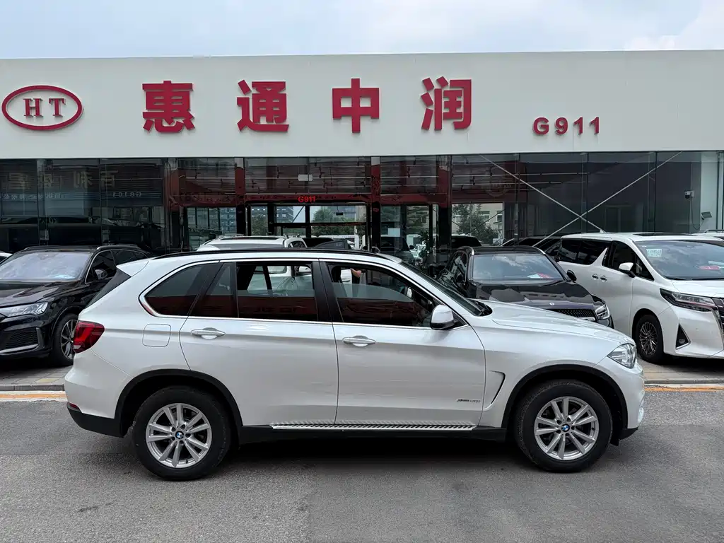 BMW X5 (Import) — миниатюра 5