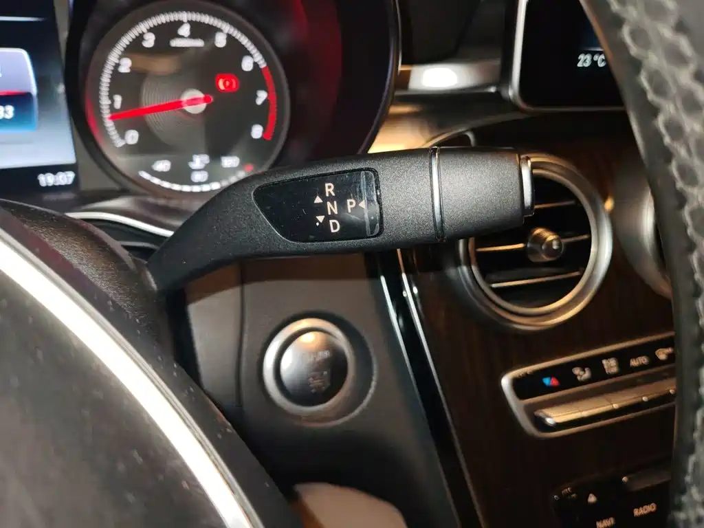 Mercedes-Benz GLC — миниатюра 15