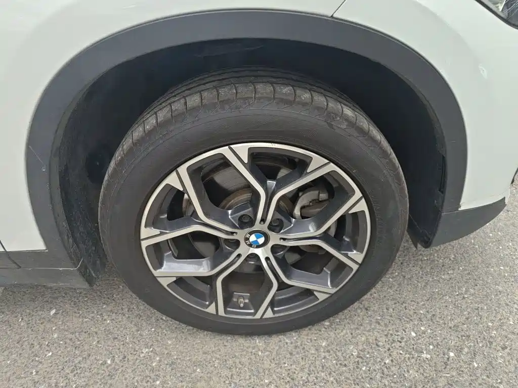 BMW X1 — миниатюра 8