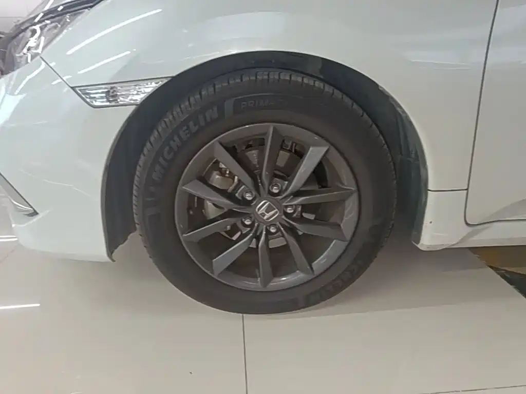 Honda Civic — миниатюра 23