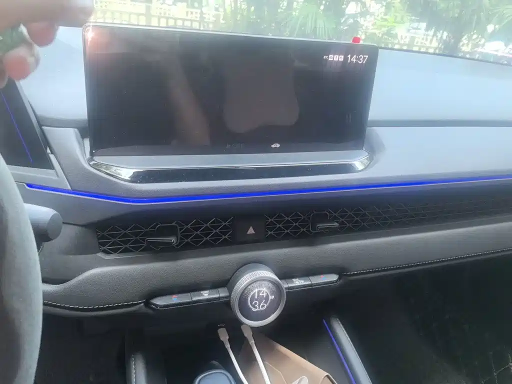 Honda Accord — миниатюра 14