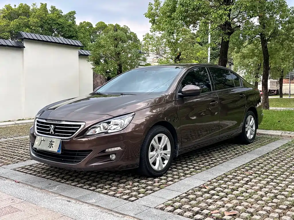 Peugeot 408
