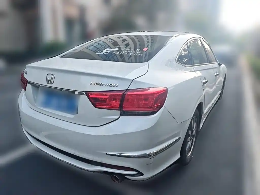 Honda Spirior — миниатюра 4
