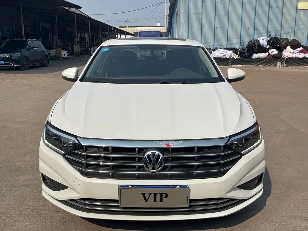 Volkswagen Sagitar — миниатюра 2