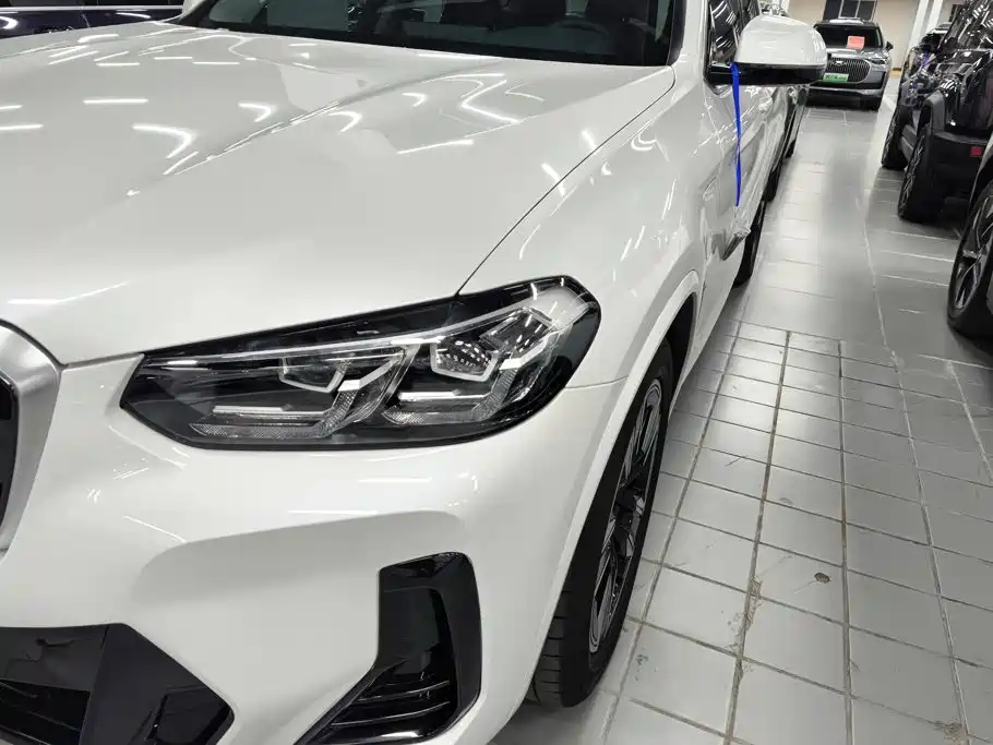 BMW iX3 — миниатюра 5