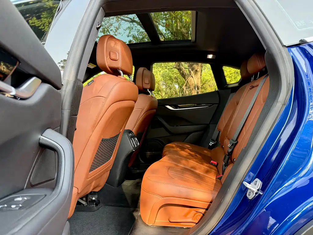 Maserati Levante — миниатюра 5