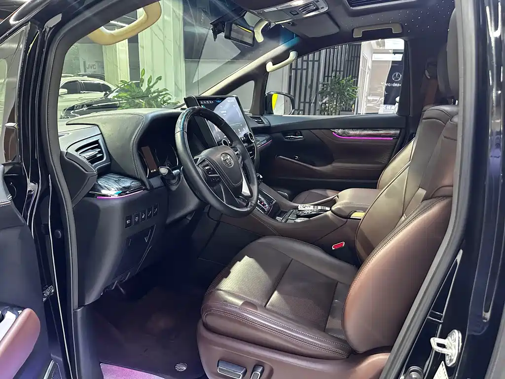 Toyota Alphard 2015 3.5L Luxury