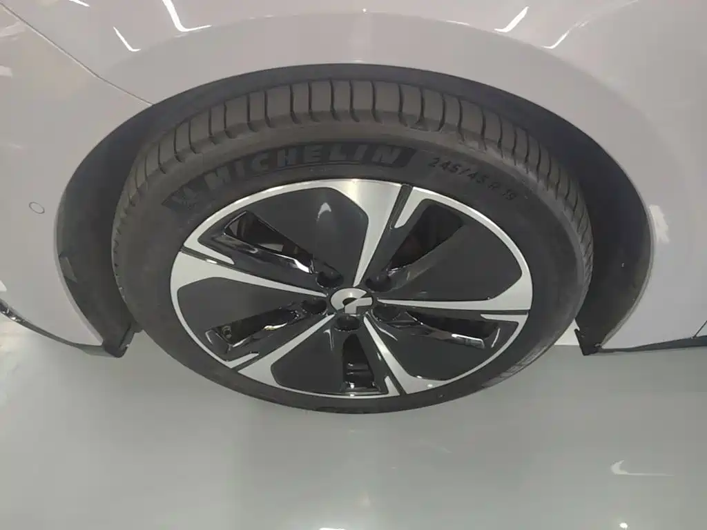 NIO ET5T — миниатюра 23