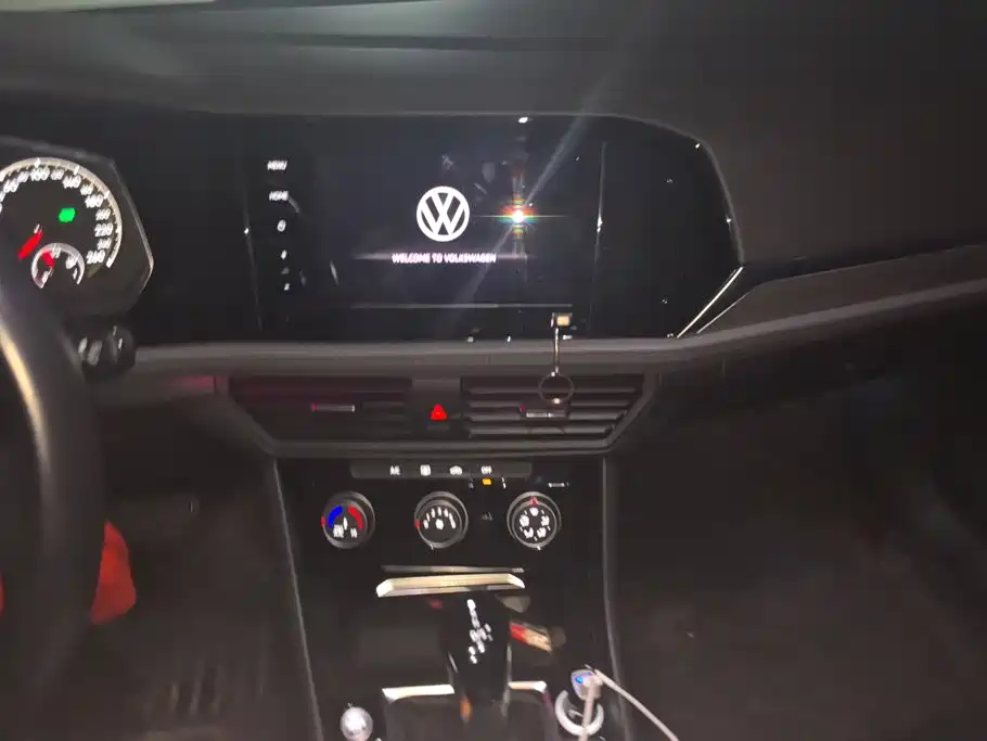 Volkswagen Sagitar — миниатюра 13