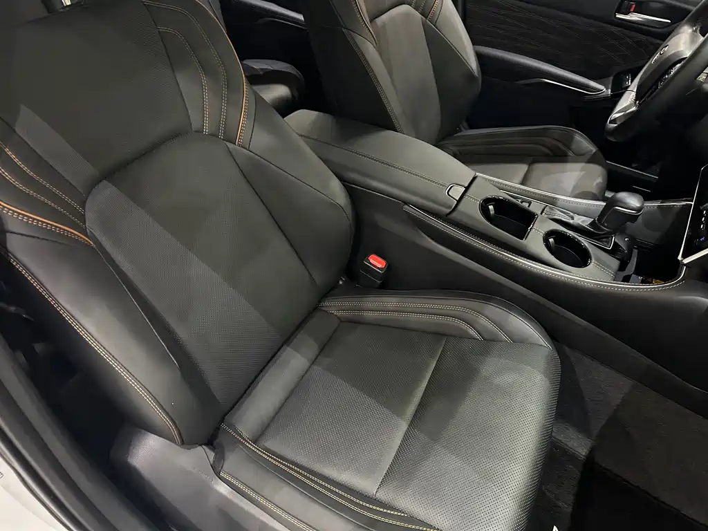 Toyota Avalon — миниатюра 15