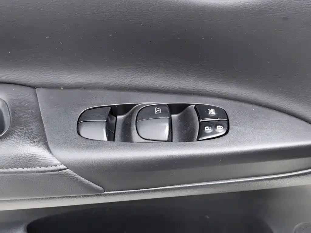 Nissan Sylphy — миниатюра 9