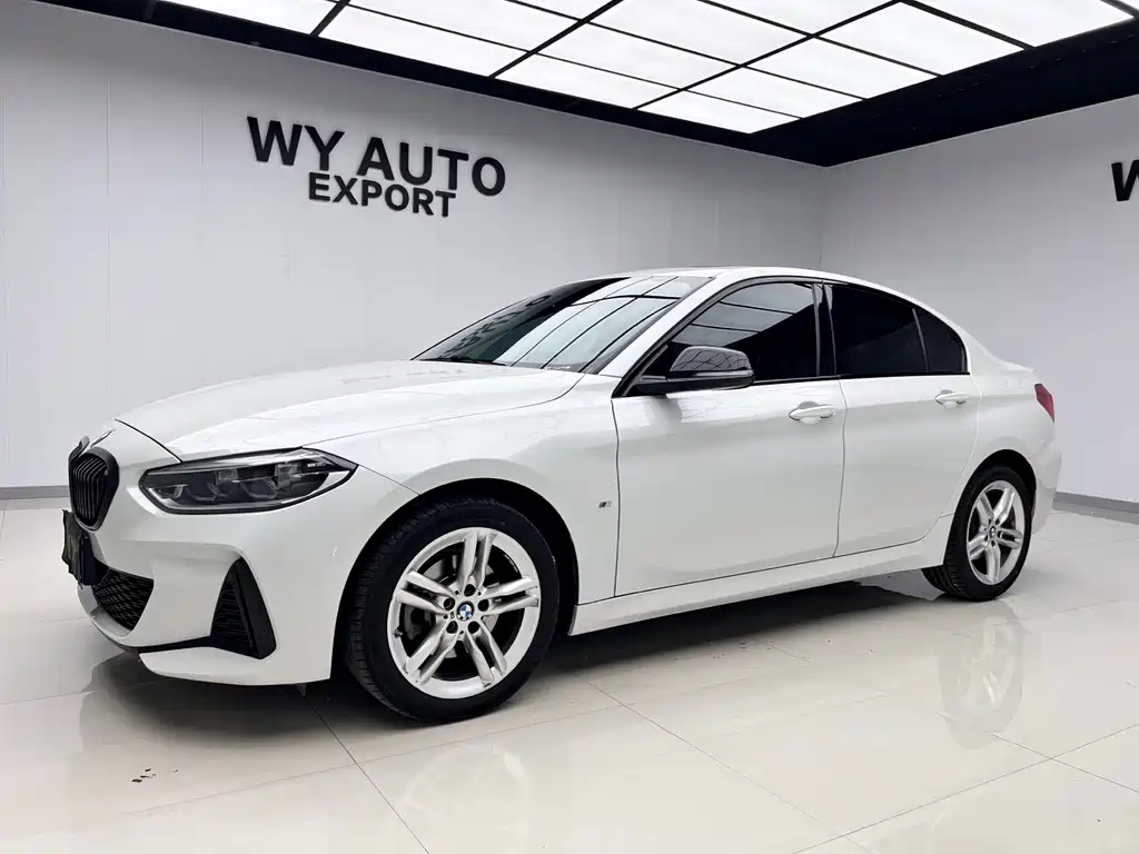 BMW 1 Series 2021