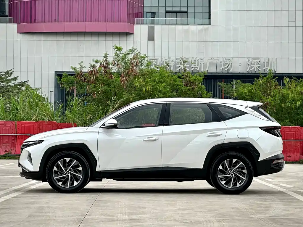 Hyundai Tucson 2021 L 1.5T DCT GLX Elite