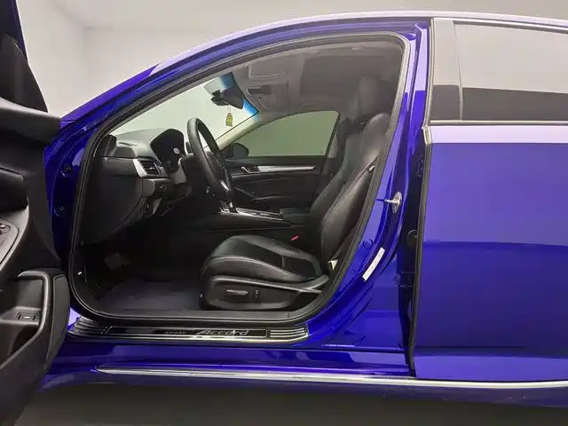 Honda Accord 2018 260TURBO Luxury V