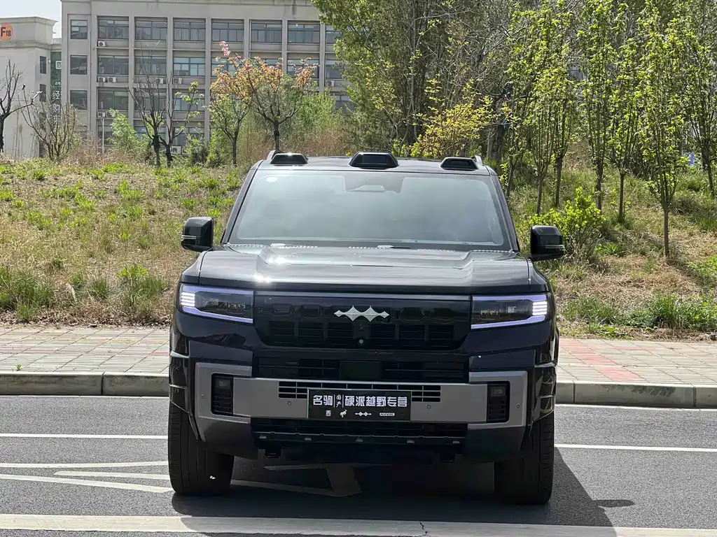 Fang Cheng Bao Leopard 8 — миниатюра 2